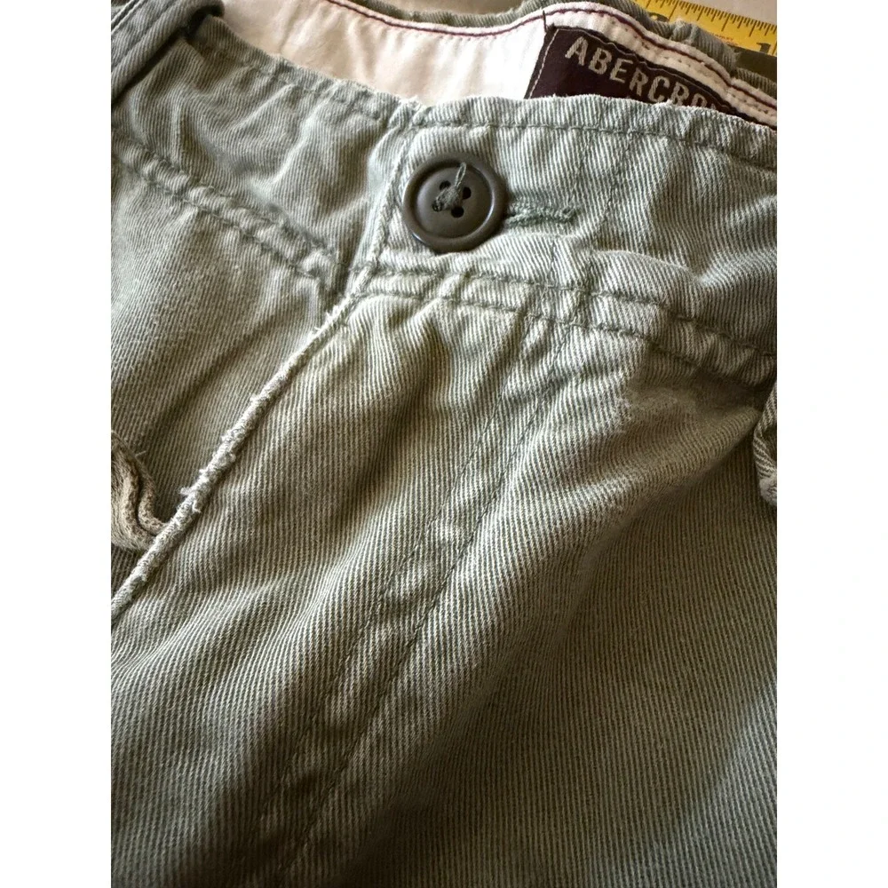 Abercrombie & Fitch Cargo Shorts Mens 33 Green Cotton Distressed